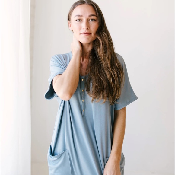 DWELL & SLUMBER cocoon dress in chambray color. Sold Out online. - Picture 2 of 5